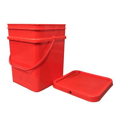 Baldi Plastik Persegi 19L Dengan Pemegang